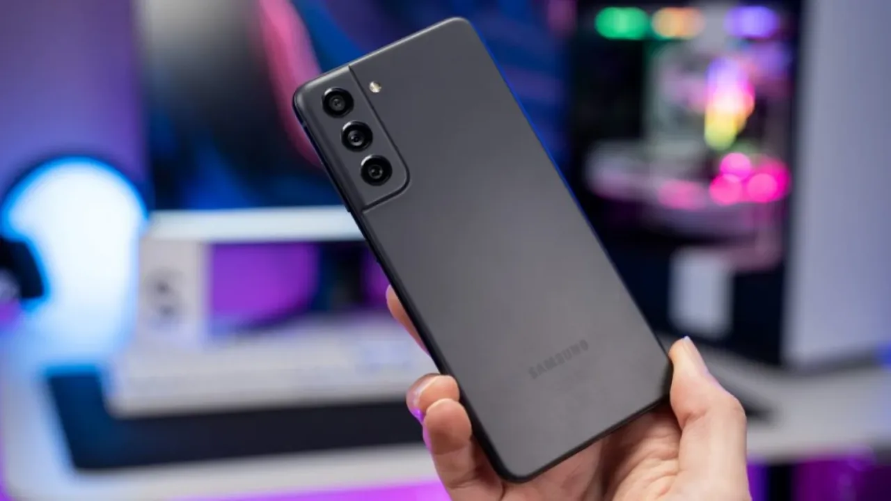 Galaxy S21 FE: обновление ПО (март 2025, Exynos)