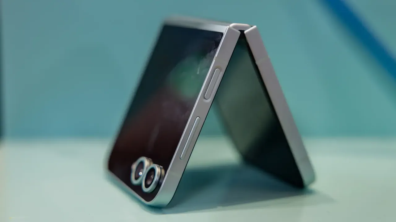 Galaxy Z Flip FE получит устаревший чип Exynos 2400