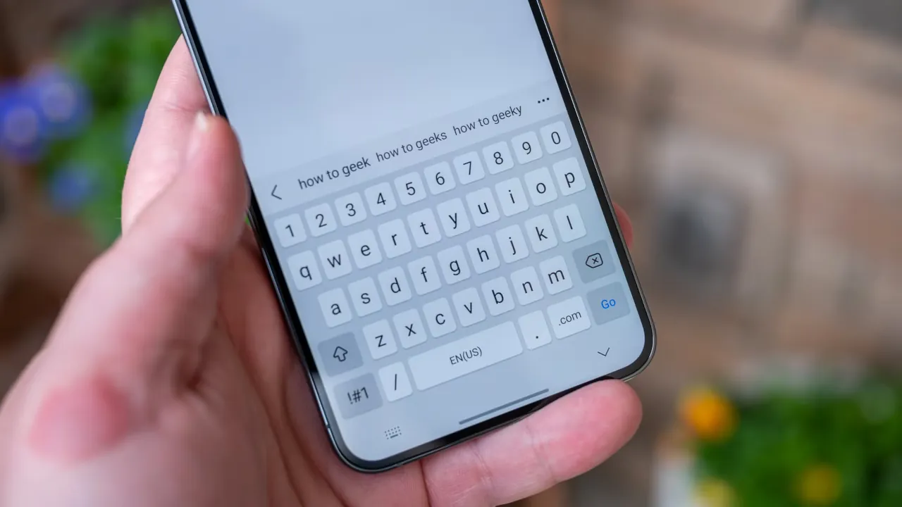 Обновление Samsung Keyboard: удобные стикеры