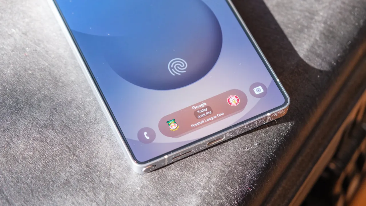 Samsung One UI 8: Now Bar и Live Updates из Android 16