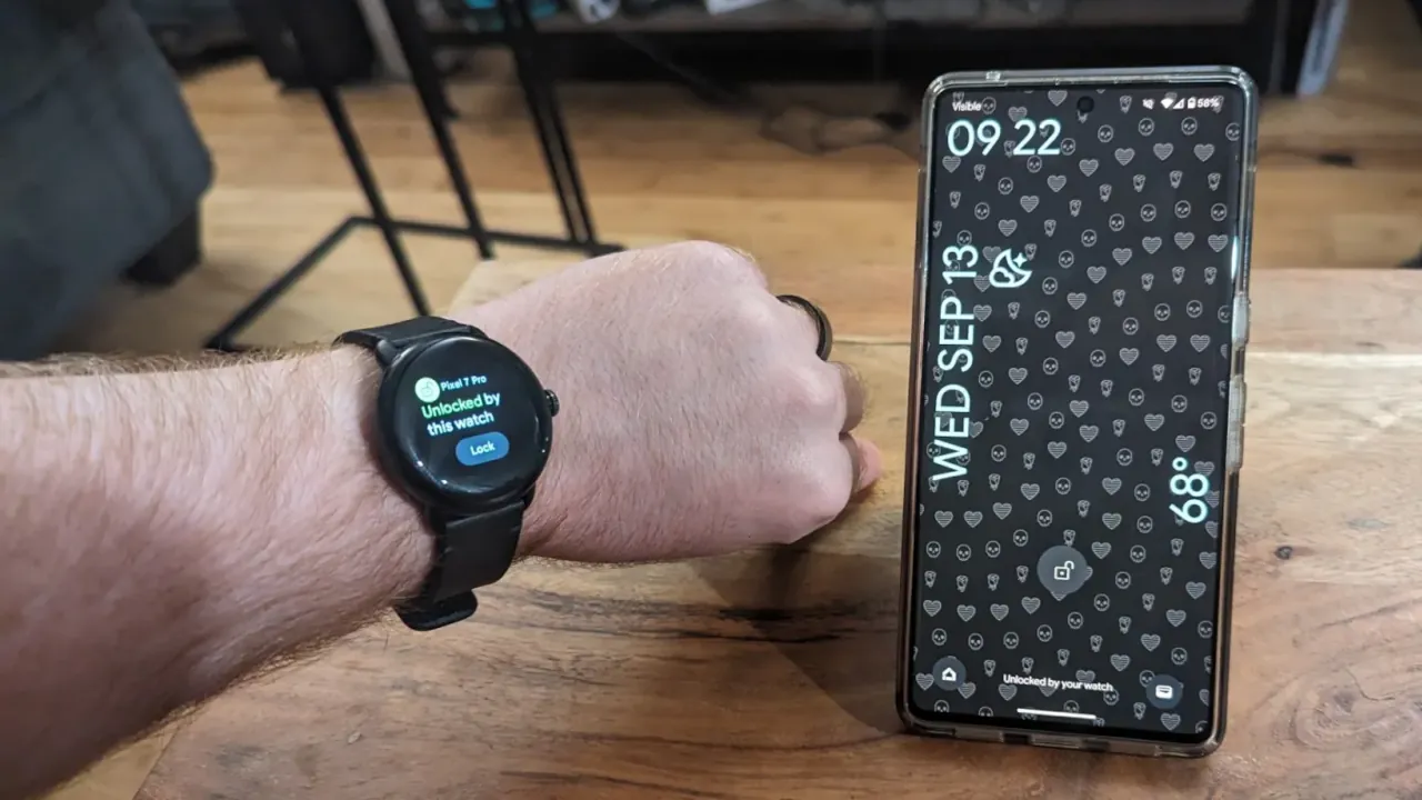 Galaxy Watch смогут блокировать телефон, если вы его забыли
