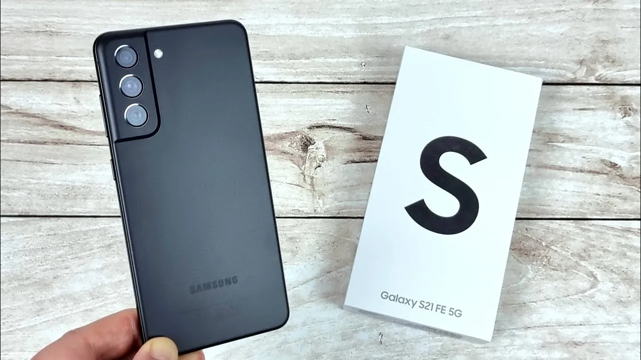 Samsung Galaxy S21 FE: обновление ПО (июнь 2025)