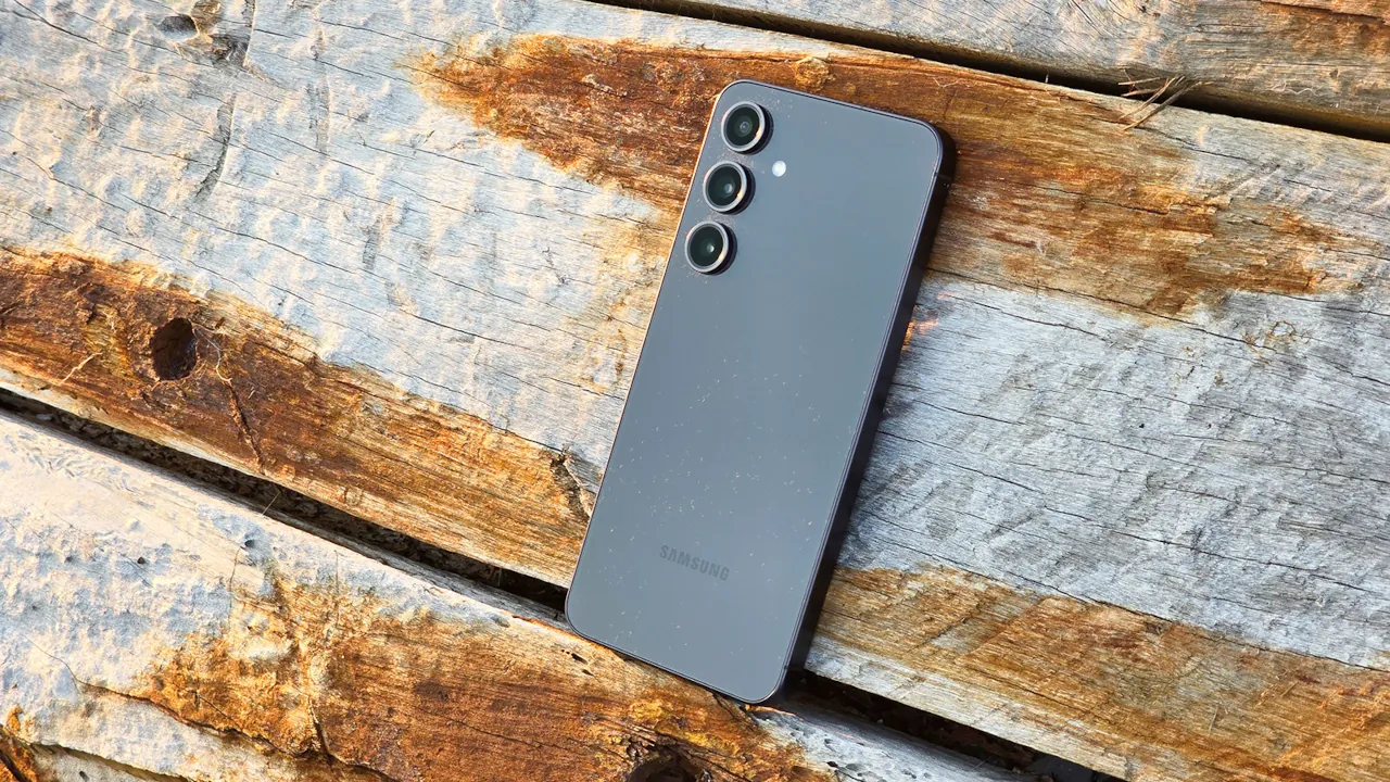 Samsung Galaxy S25 FE: самый тонкий смартфон Fan Edition