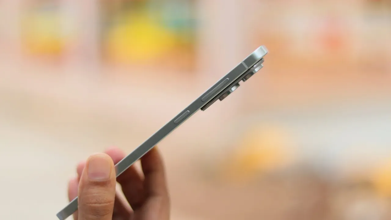 Galaxy S25 Edge: тонкий корпус без ущерба для автономности