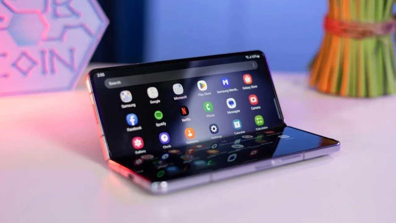 Galaxy Z Fold 7: большие экраны и чип Snapdragon 8 Elite