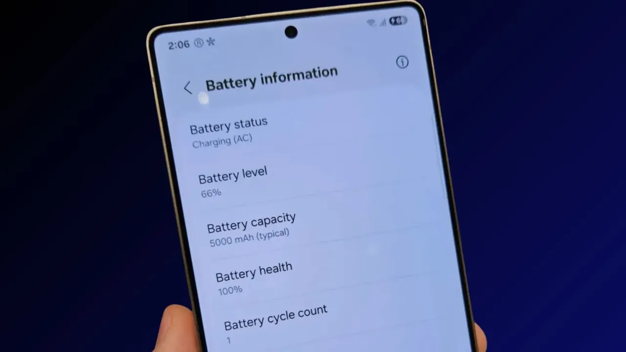 Samsung Galaxy S26 Ultra останется с батареей 5000 мАч