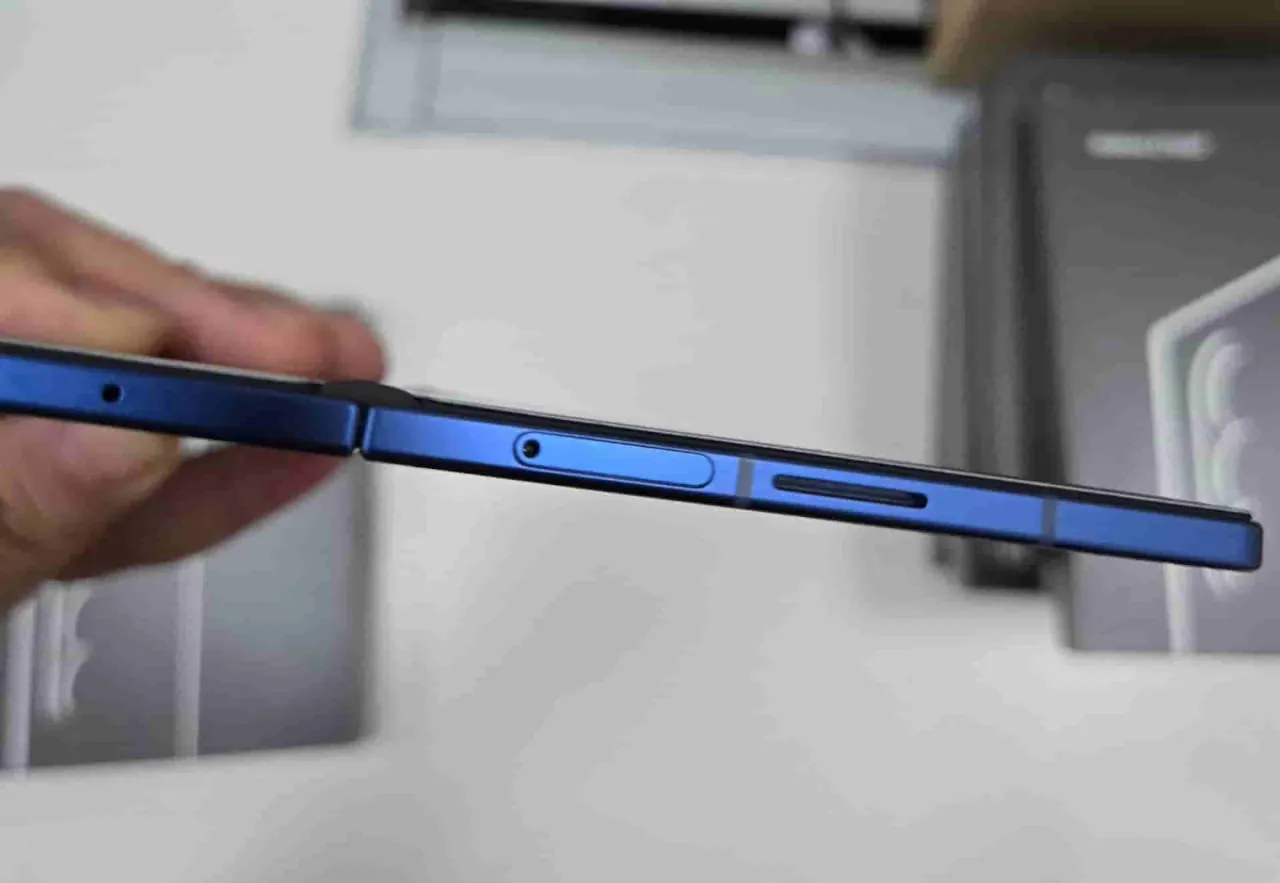 Samsung Galaxy Z Fold 7 толщина
