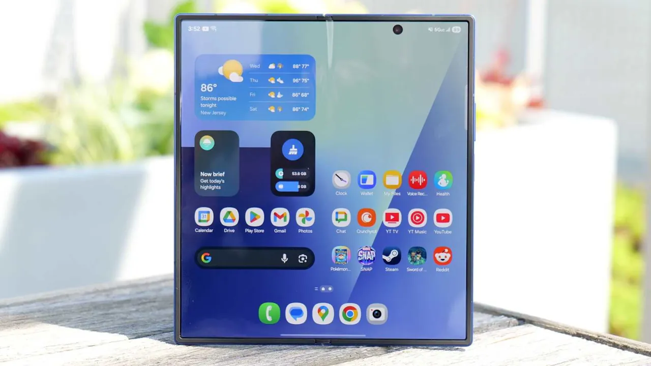 Galaxy Z Fold 7: самый тонкий и прочный складной смартфон